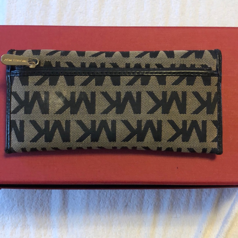 Michael kohrs wallet - Picture 2 of 3